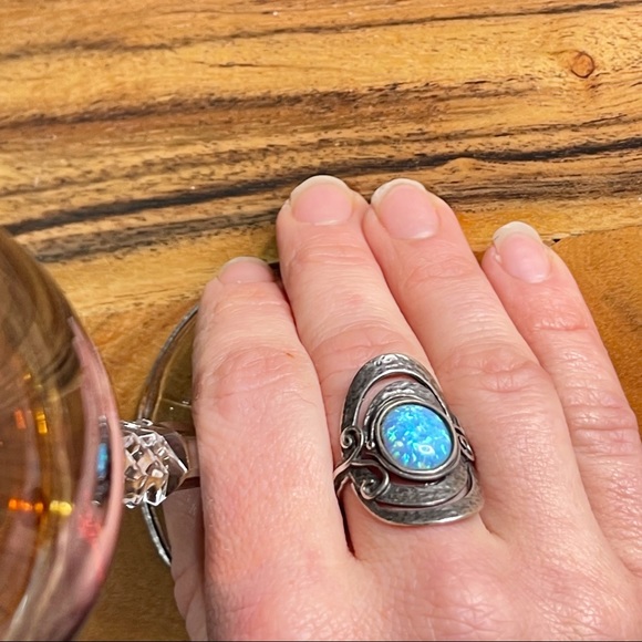 Opal ring - Picture 3 of 4